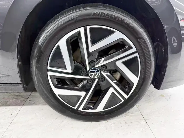Volkswagen Sagitar — Фото автомобиля 22