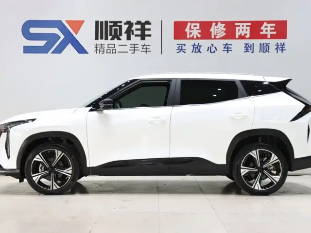 Geely Boyue — Фото автомобиля 6
