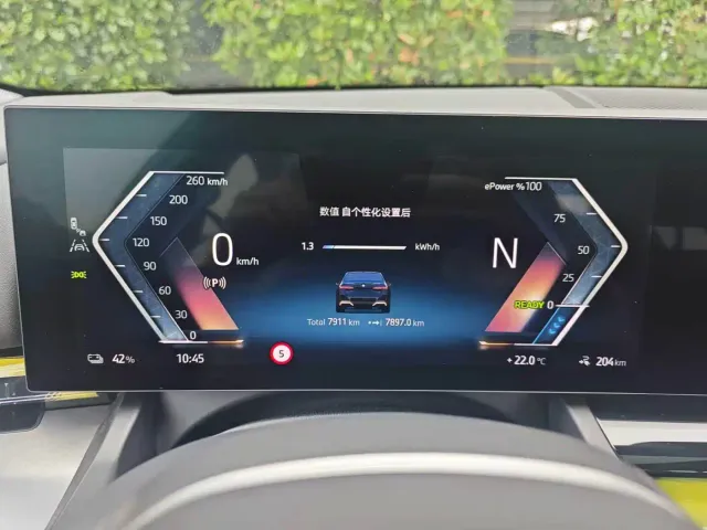 BMW i5 — Фото автомобиля 12