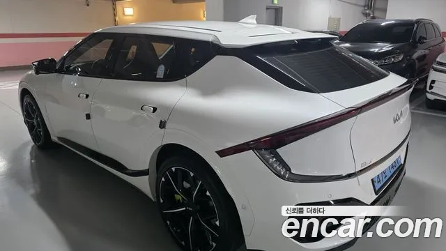 Kia EV6 New — Фото автомобиля 2