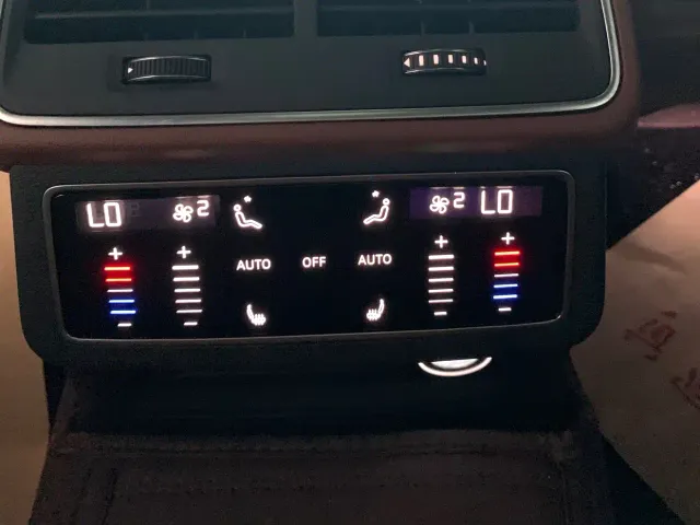 Audi A6L — Фото автомобиля 21
