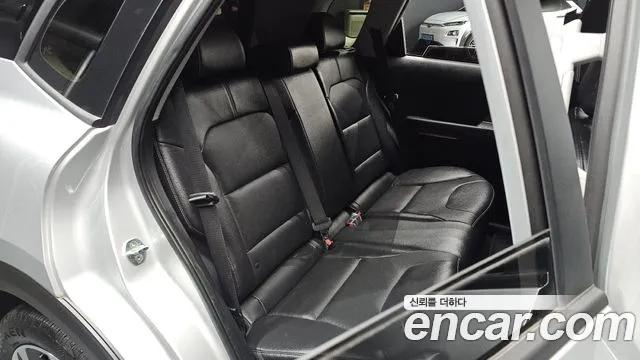 Kia Niro — Фото автомобиля 14