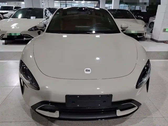 Xiaomi SU7 — Фото автомобиля 2