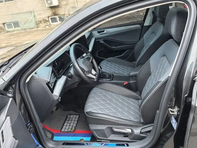 Volkswagen Sagitar — Фото автомобиля 11