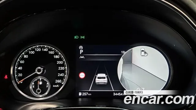Genesis GV70 — Фото автомобиля 8