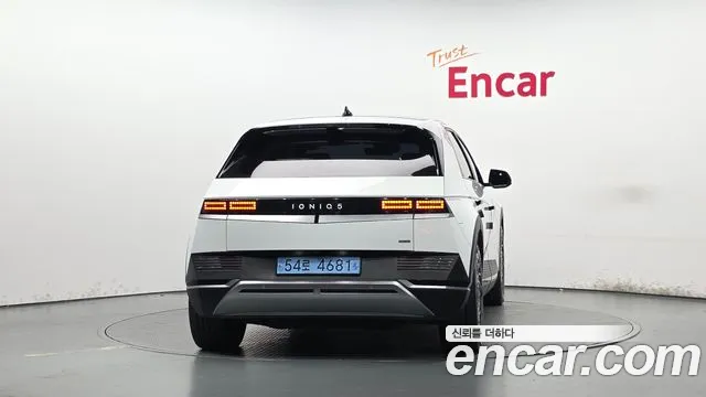 Hyundai Ioniq 5 — Фото автомобиля 4