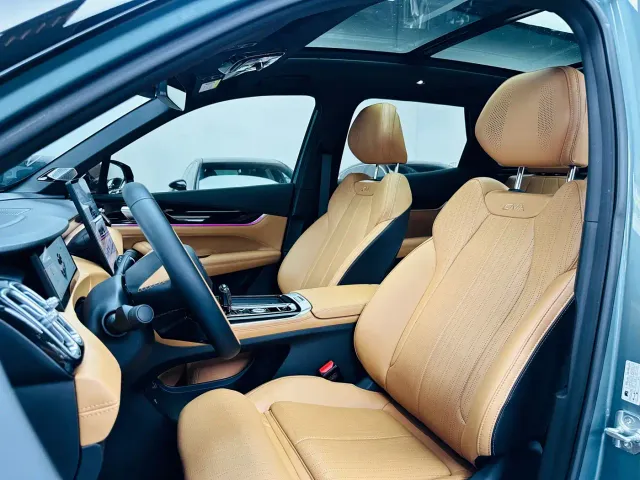 Geely Boyue L — Фото автомобиля 10
