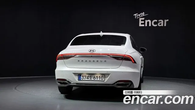 Hyundai Grandeur New — Фото автомобиля 4