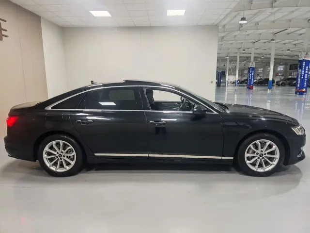 Audi A6L — Фото автомобиля 15