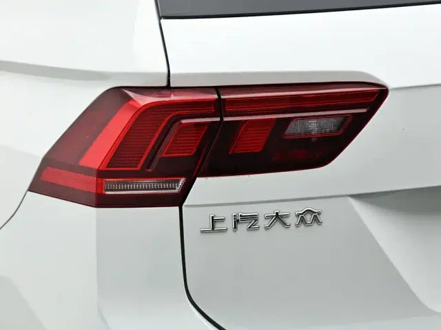 Volkswagen Tiguan L — Фото автомобиля 7