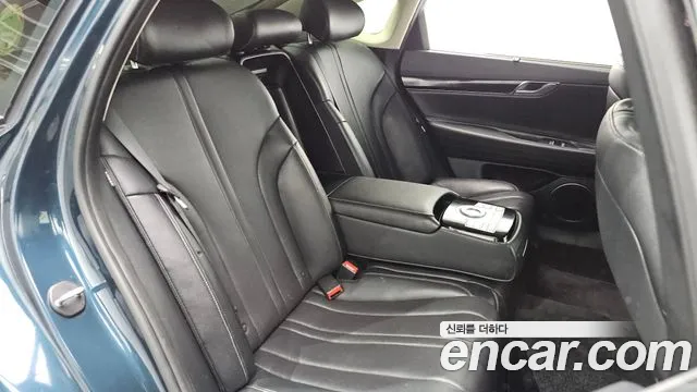 Genesis G80 RG3 — Фото автомобиля 17