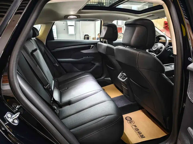 Buick LaCrosse — Фото автомобиля 7