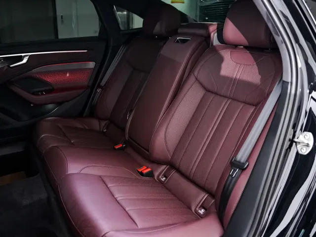 Audi A6L — Фото автомобиля 20