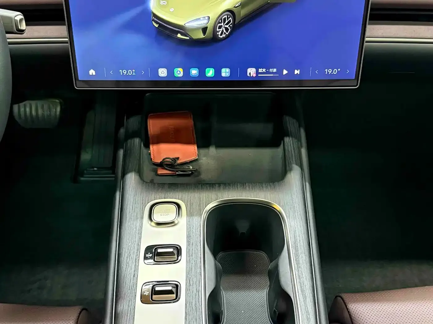 Xiaomi Auto Xiaomi SU7 2024 RWD Standard Founder's Edition — Фото автомобиля 8