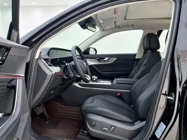 Hongqi HS5 — Фото автомобиля 4