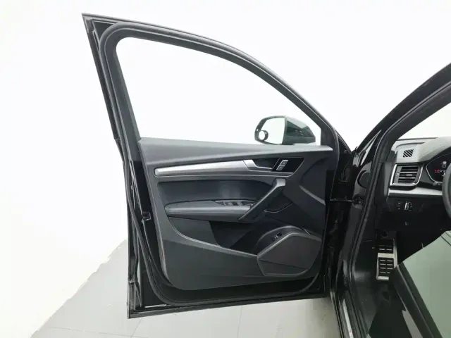 Audi Q5L — Фото автомобиля 8