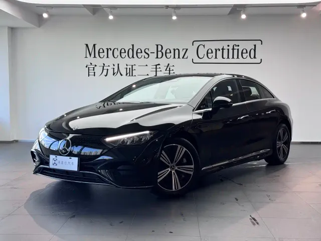 Фотография автомобиля — Mercedes-Benz EQE
