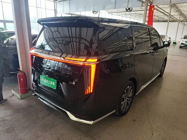 GAC Trumpchi M8 — Фото автомобиля 6
