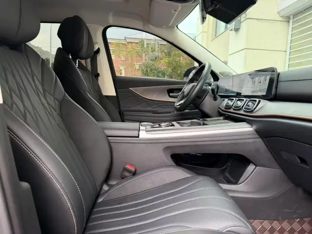 Chery Tiggo 9 — Фото автомобиля 11