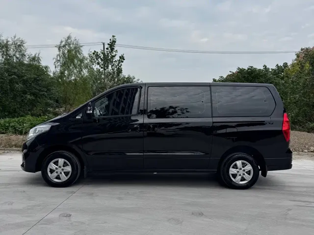 Forthing Lingzhi PLUS — Фото автомобиля 3