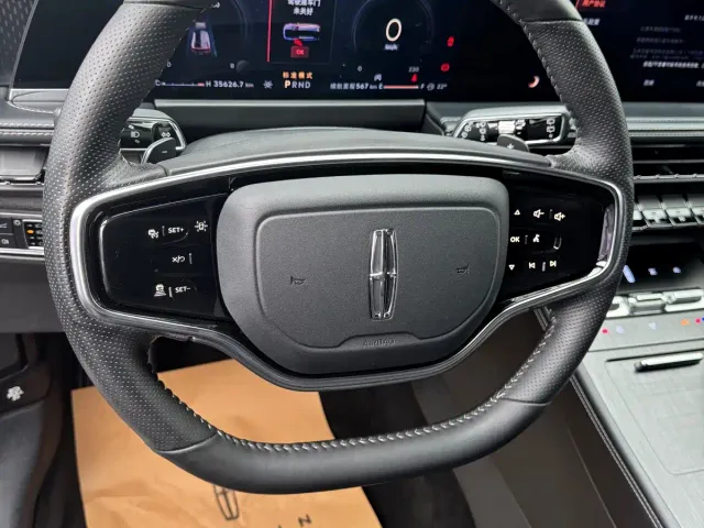 Lincoln Corsair — Фото автомобиля 23