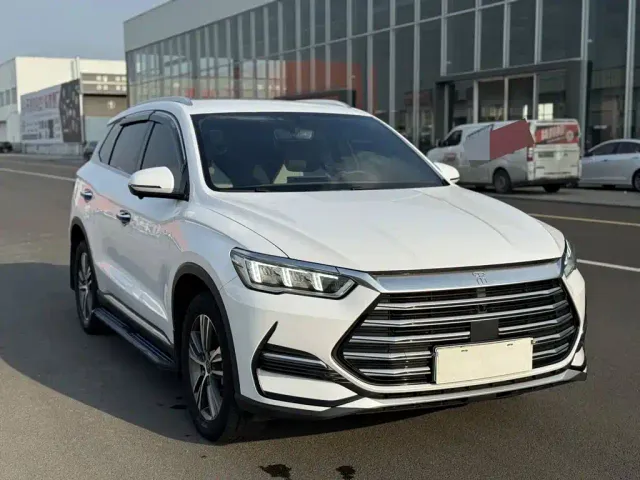 BYD Song Pro — Фото автомобиля 3