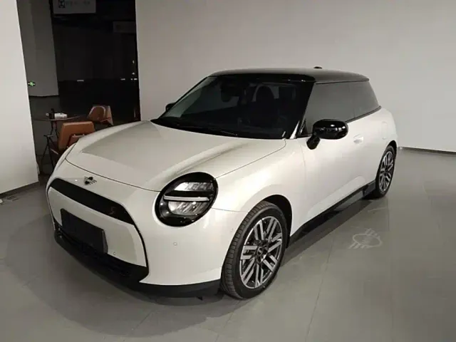 Фотография автомобиля — MINI Cooper