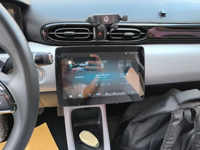 Leapmotor T03 — Фото автомобиля 12