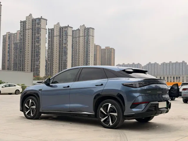 BYD Sealion 07 EV — Фото автомобиля 6