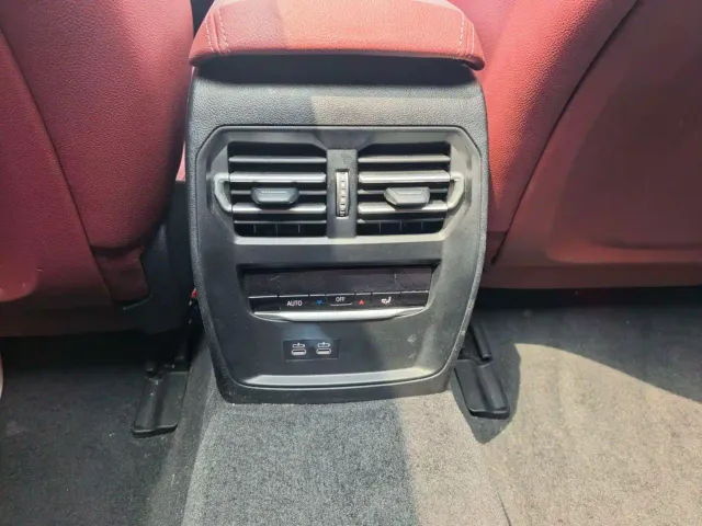 BMW i3 — Фото автомобиля 16