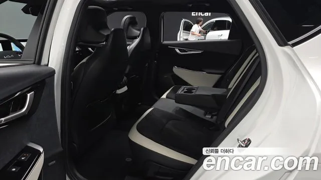 Kia EV6 — Фото автомобиля 17