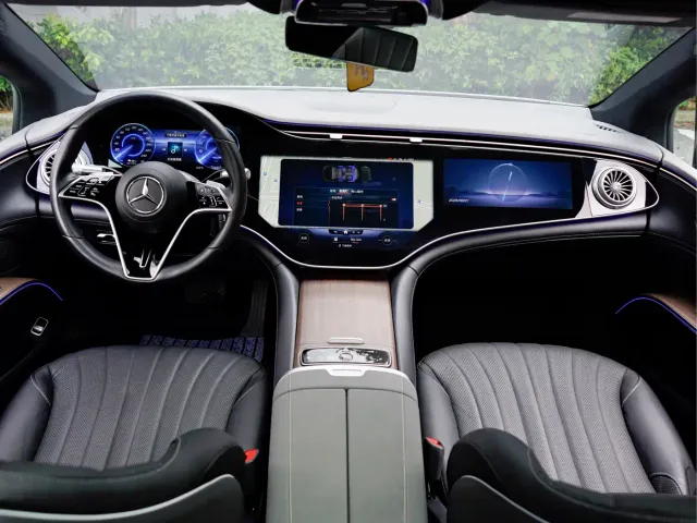Mercedes-Benz EQS — Фото автомобиля 15