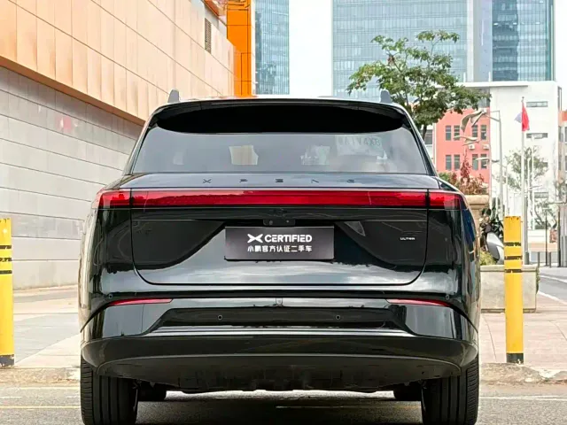 Xpeng G9 — Фото автомобиля 8