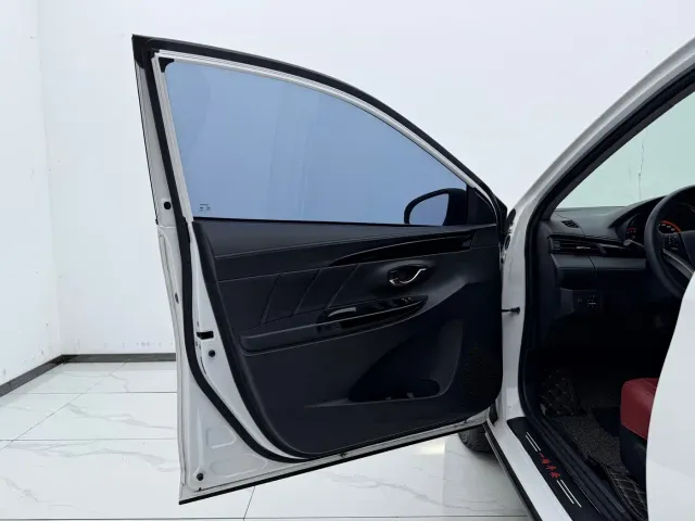 Toyota YARiS L Zhi Xuan — Фото автомобиля 8