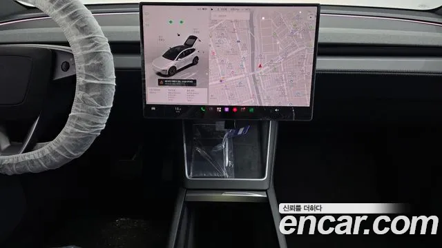 Tesla Model Y — Фото автомобиля 28