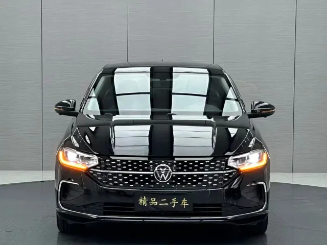 Volkswagen Lavida — Фото автомобиля 2
