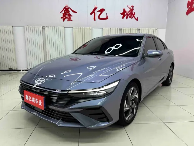 Фотография автомобиля — Hyundai Elantra