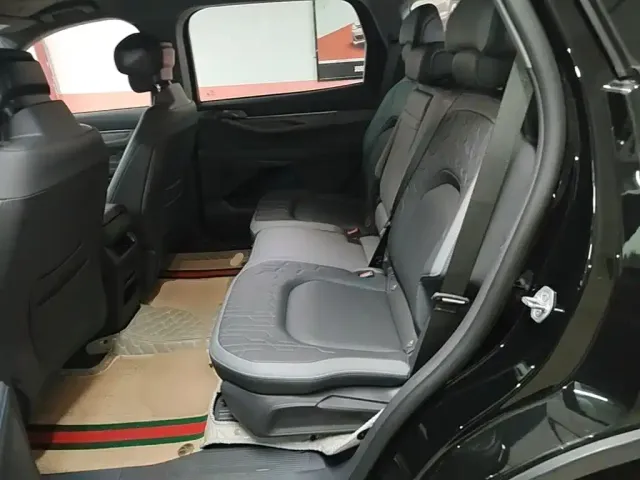 Ford Edge — Фото автомобиля 16