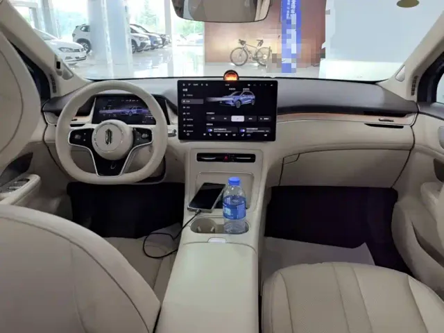 Shangjie SUV — Фото автомобиля 5