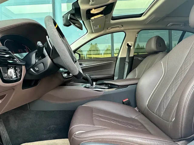 BMW 5 Series — Фото автомобиля 7
