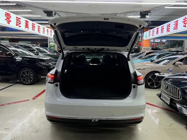 Shangjie SUV — Фото автомобиля 16