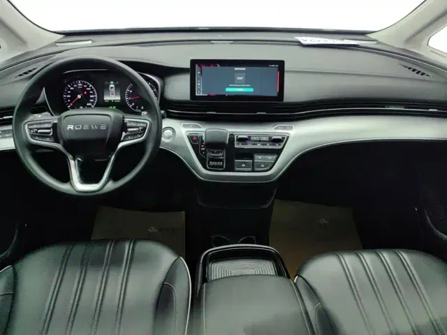 Roewe iMAX8 — Фото автомобиля 12