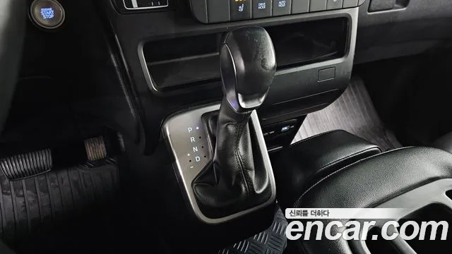 Hyundai Staria — Фото автомобиля 12