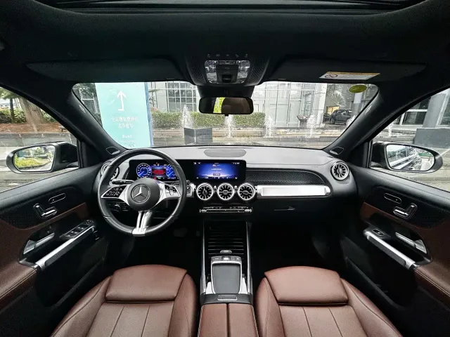 Mercedes-Benz EQB — Фото автомобиля 8