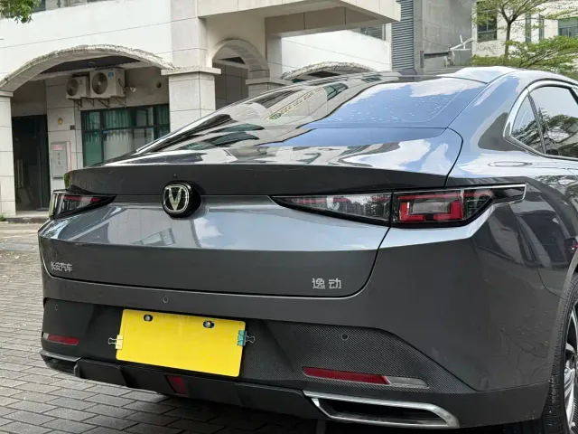 Changan Eado — Фото автомобиля 12