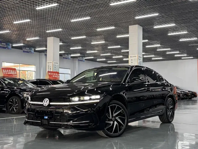 Фотография автомобиля — Volkswagen Magotan