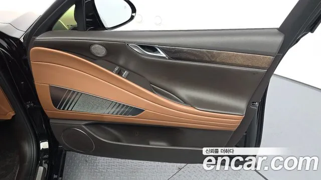 Genesis G80 RG3 — Фото автомобиля 12