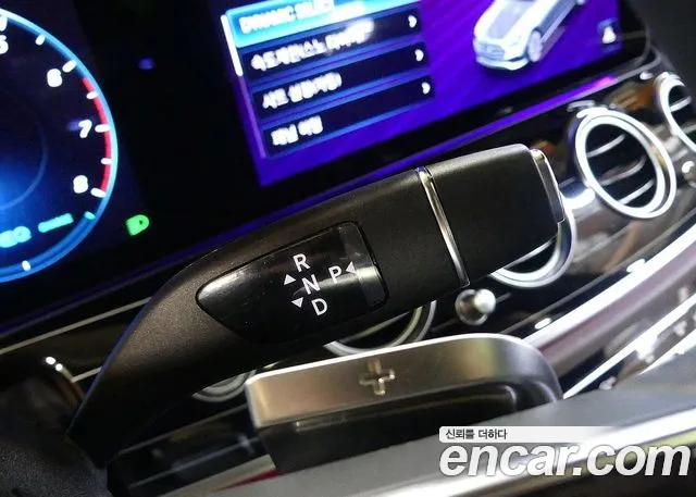 Mercedes-Benz E-Class W213 — Фото автомобиля 9