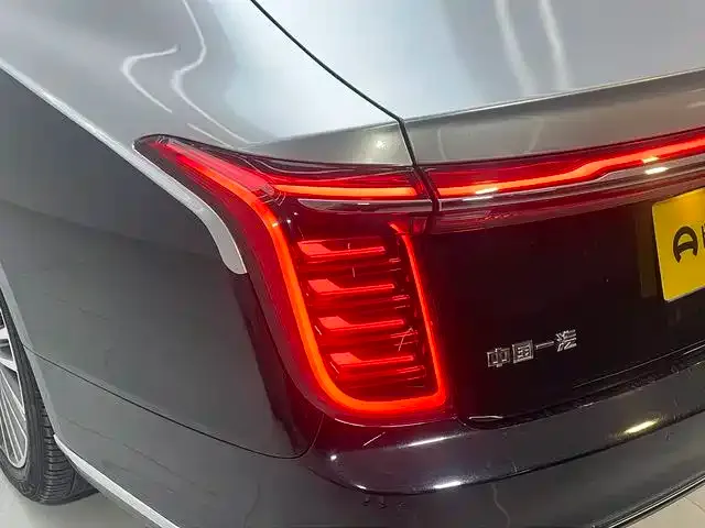 Hongqi H9 — Фото автомобиля 16