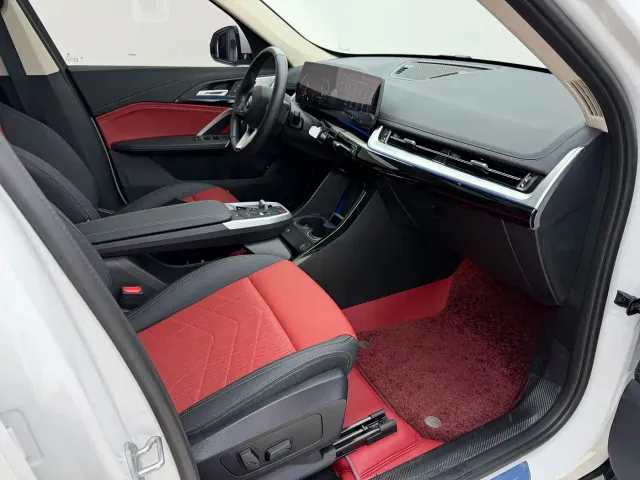 BMW X1 — Фото автомобиля 7